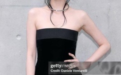 新老乞丐交流经验